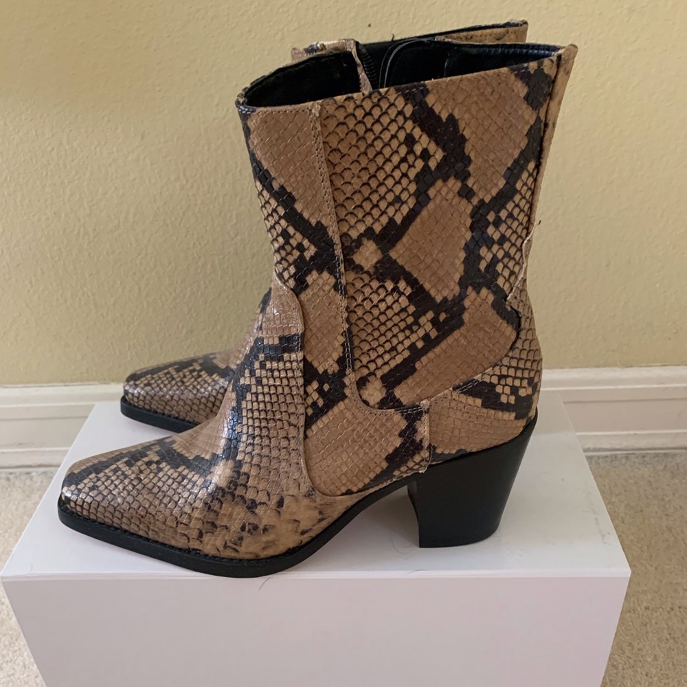 Zara boots. Snake print. Size 9.